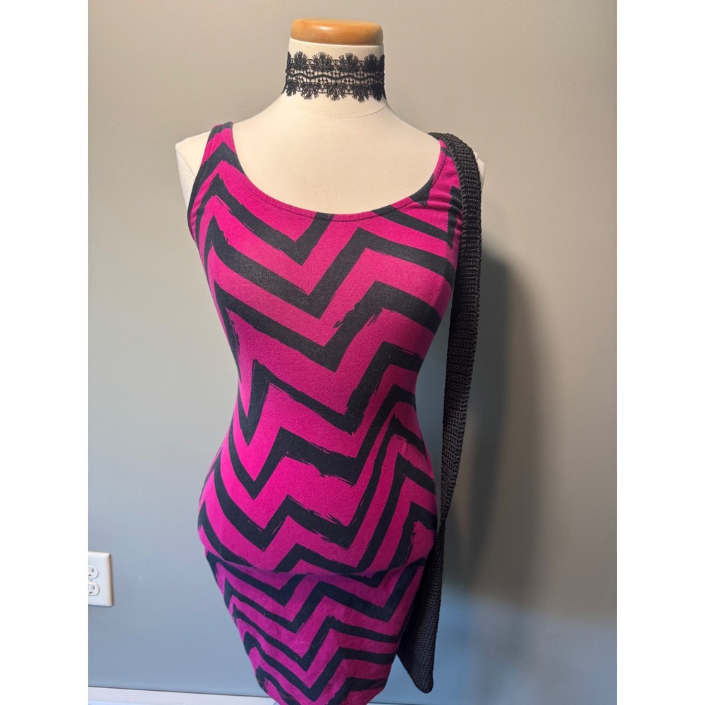 Y2K Fire Los Angeles Bodycon Mini Dress Pink Black Chevron Print Sleeveless S